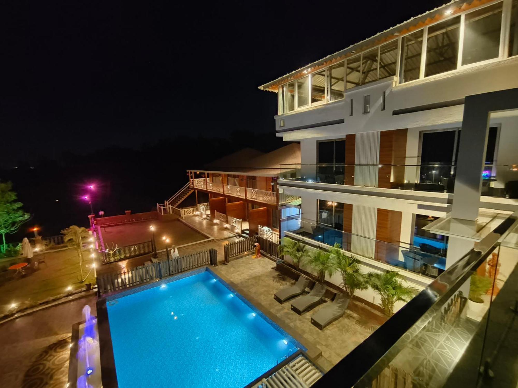 Arc Valley Resort Mahabaleshwar Bagian luar foto